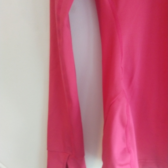 UNDER ARMOUR Fitted 1/4 Zip Hot Pink Long Sleeve - Picture 4 of 11